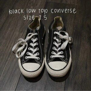 Classic Black Converse Chuck Taylor All Star Low Tops | Women’s 7.5 / Men’s 5.5